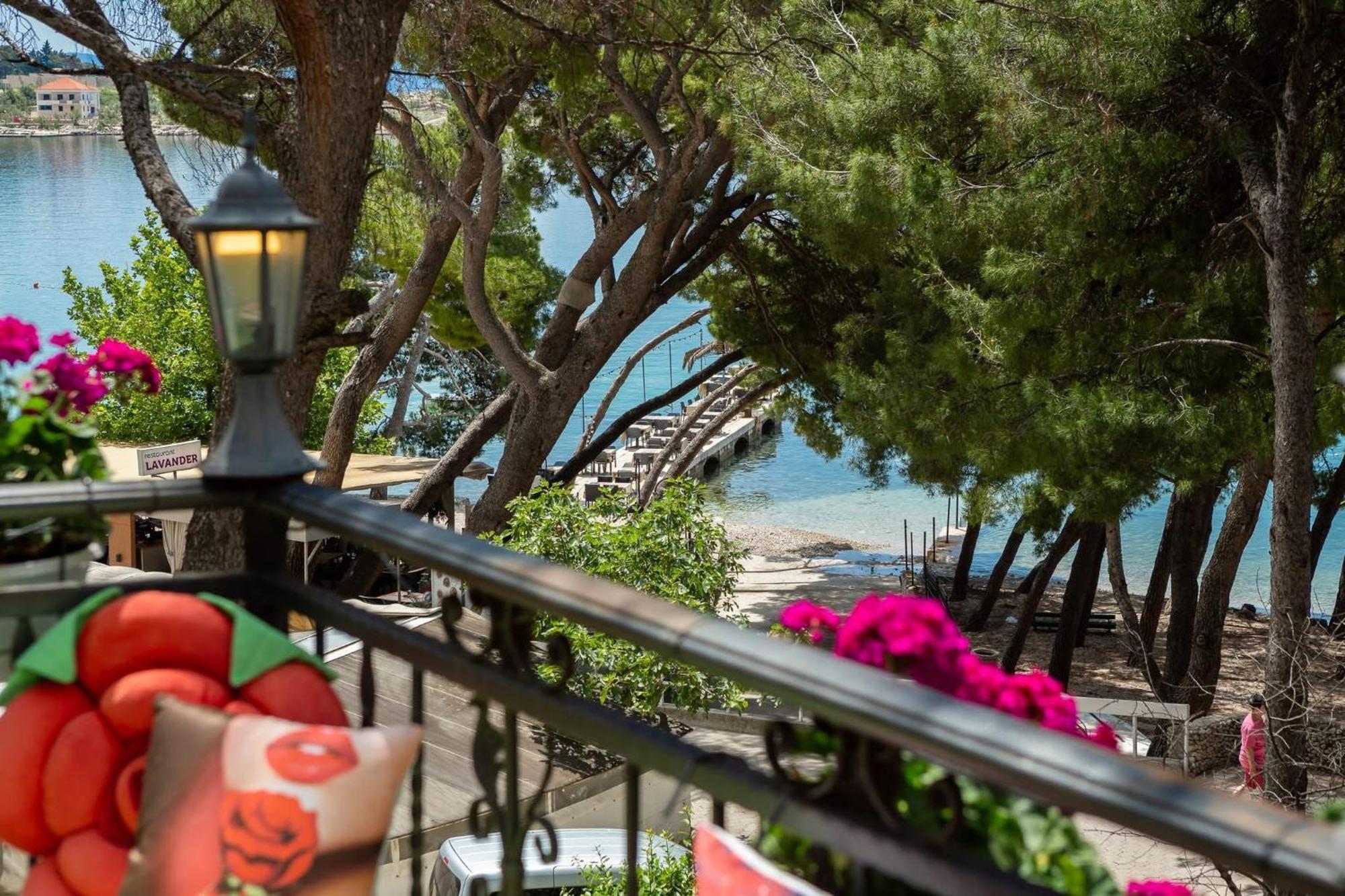 Beachfront Apartment Romilda Makarska Exterior foto